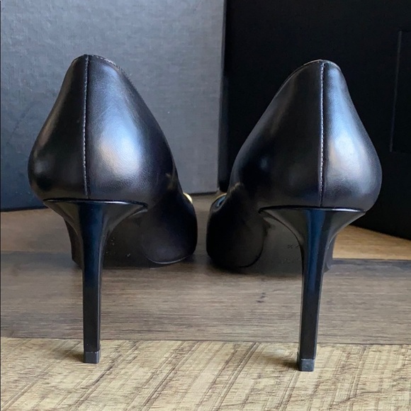 Saint Laurent Paris 80 Pointed Toe Pump - Picture 8 of 8